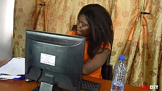 I fucked the cute interviewer to land the job offer