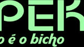 Mulata requests two cocks