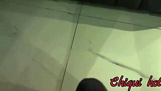 my wiffe gives her ass to the bull whille i watch him cum on her butt