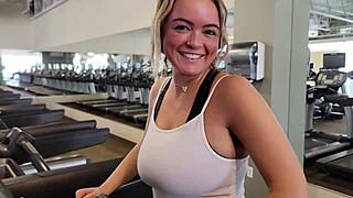 I picked up big-titted girl at gym for outdoor fun.