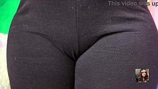 Pregnant babe flaunts camel toe in tight leggings in bedroom action