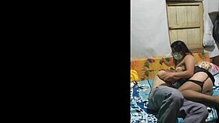 Sexo Con Mi Hijastro La Madrastra Busca A Su Hijastro Para Que Le De Una Mamada En Su Vagina Jugosa Todo Esto Cuando Su Marido Esta De Compras Fuera De Casa Ninfomada Caliente Quiere Sexo Y Semen De Su Hijastro Joven