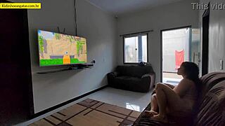 i hot young girl on couch legs open wanting to fuck