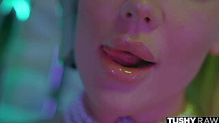 Savannah's Curvy Ass Gets Fucked Hard in Doggystyle