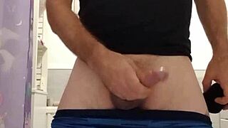 Sudden urge prompts pants dropping and intense release