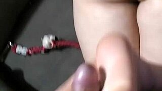 Amateur gives footjob until cum on foot