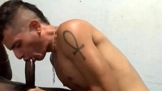 Amigo Sigiloso Encheu Minha Boca E Cara De Leite!