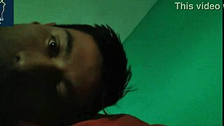 Having a trio with my sister-in-law's curvy friend for some sucking fun.