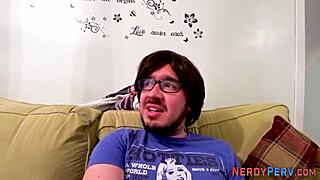 amateur brit tricked into a blowjob for the first time in hd.