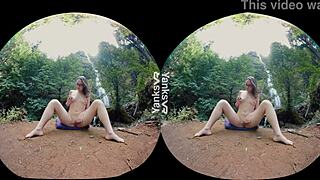 Yanks beauties Lez Endza and Sierra Cirque at waterfall 😍