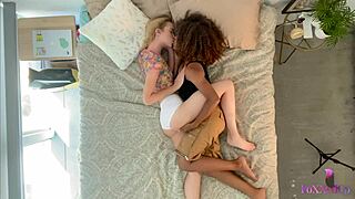 Jenna Foxx in a casual conversation about her day