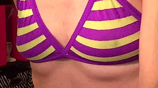 i'm anita cummings playing with my buttplug solo