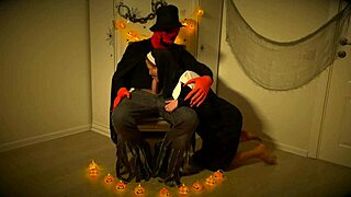 Pleasure the pumpkin king with a blowjob