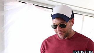 pornstar sucking cock in high definition with fingering