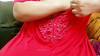 that desi horny bhabi indian is so sexy with big tits