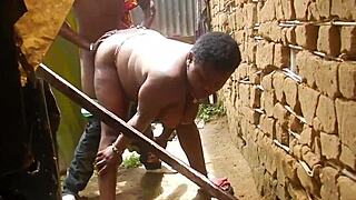 Cum quick before husband returns from work!