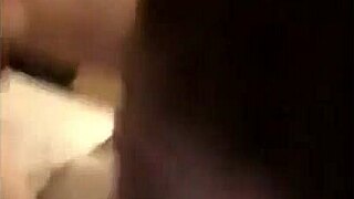 I'm the super d girl from tinder sucking cock