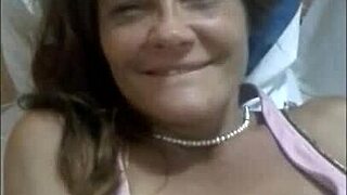 Sarita Plays with Her Pussy During a Game Session