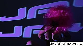 does jayden jaymes love her wet hole? yes