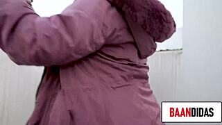 Hot milf Maryam caught showing off on the streets 😈