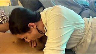 he socando forte e me dando leitinho na boca