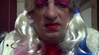 as a shy bisexual crossdresser, i love tasting my own piss