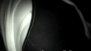 whore gives blowjob for 20 pounds