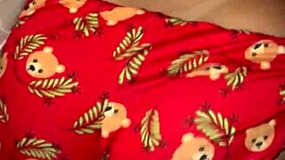 Hey, watch my wife take a hot creampie from her lover!