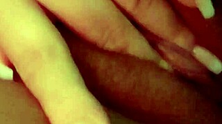 Gostosa Se Masturbando Parte 2