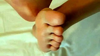 i love watching stockings swaps and foot bliss with granny mariaold it's so intimate