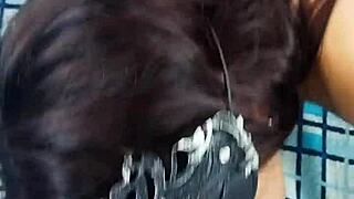 encuentro a yuleiny masturbandose, la grabo y despues me la follo rico