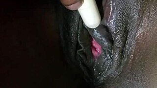 look at dat pretty pussy, so wet and ready