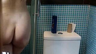 i caught my thick stepsister showering and masturbating