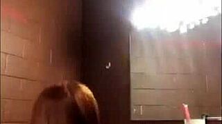 Ebony Dancer Twerking With Her Big Ass On Stage.