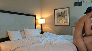 petite woman fucked doggystyle roughly