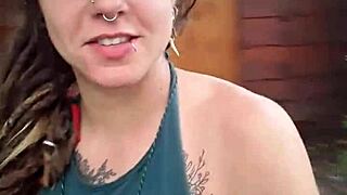 i see an abandoned spot and rush to fuck lumialux there