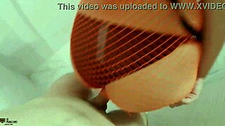 I fucked my beautiful stepsister Mafer in the shower with her pantyhose