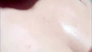 durante el dia soy enfermera y por la noche me convierto en dama de compania dispuesta a follar