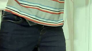 Scott Nails Hides His Mistress Jennifer Exxotic But Her Gf Halle Hayes Already Found Her & Fucks Her - Brazzers