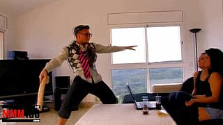 2 hot latina sluts fucking a stupid dude 😈