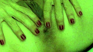 Anita Cummings Gets Help From Roommate To Squirt In Dorm