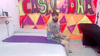 after many years married, she frees her ass for me for the first time with a new body