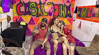 uma estreia ilustre pra vcs com o casal dna gravando aqui no x-videos pela primeira vez ruiva katana kai v�deo completo sheer e x-red