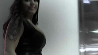 i watch jasmeen lefleur walking and teasing in heels