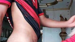 esse vizinho sabe fuder um cu e me transformar em mulher com seu pauzudo delicioso