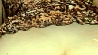 This cute married amateur looks so sexy and hot