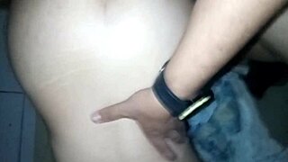 ela disse que o marido dela nunca fez sexo anal entao eu meti do jeito que ela queria sentir sera que ela gostou vou ver no proximo date