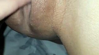 I enjoy a relaxing wet massage with my partner