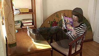 zhang xiaoyu shows off hot chinese pussy in fx 1