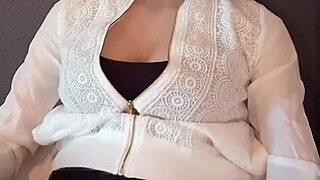 Watch this cute crossdresser in silent simulated sex.